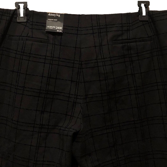 (NWT) Alfani Women's Black Flocked Grid-Print Skinny Pants Plus Size 24W - Picture 5 of 12